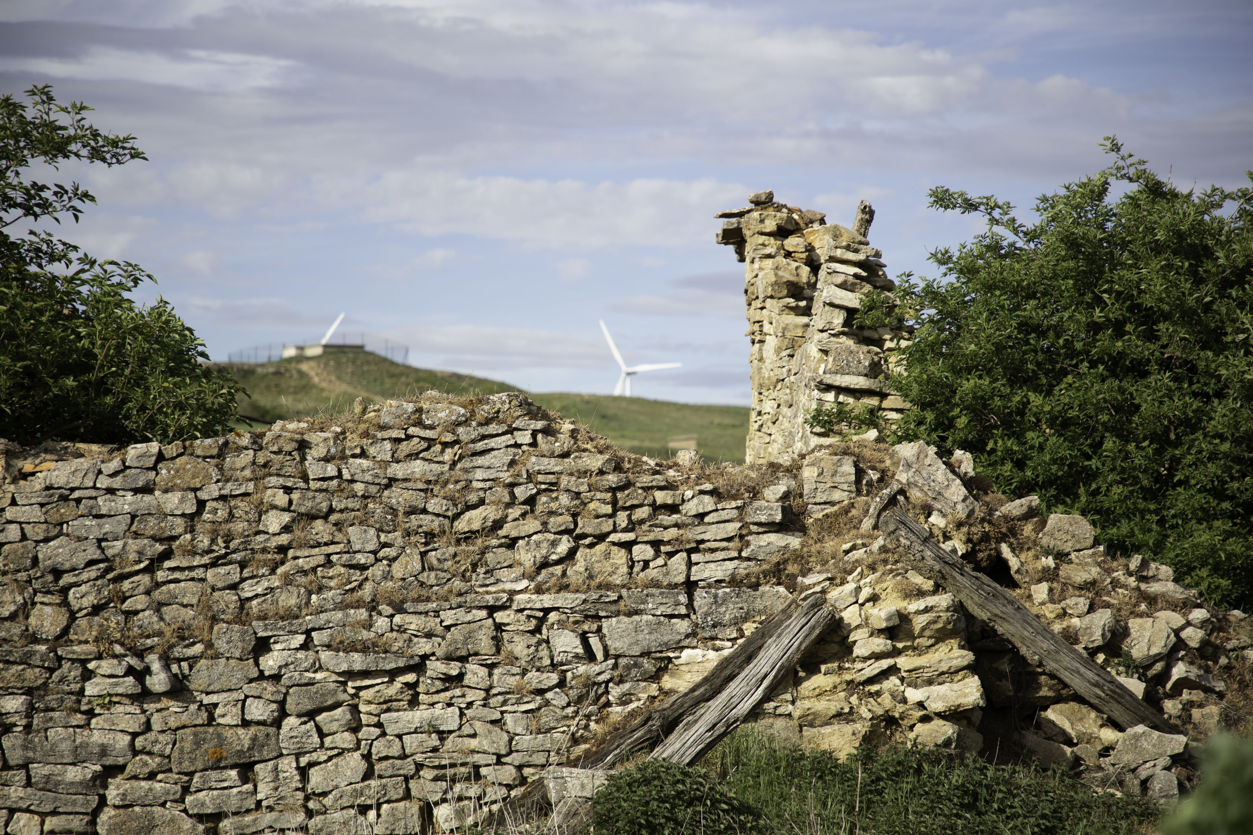 Wind turbines, Villaescobado