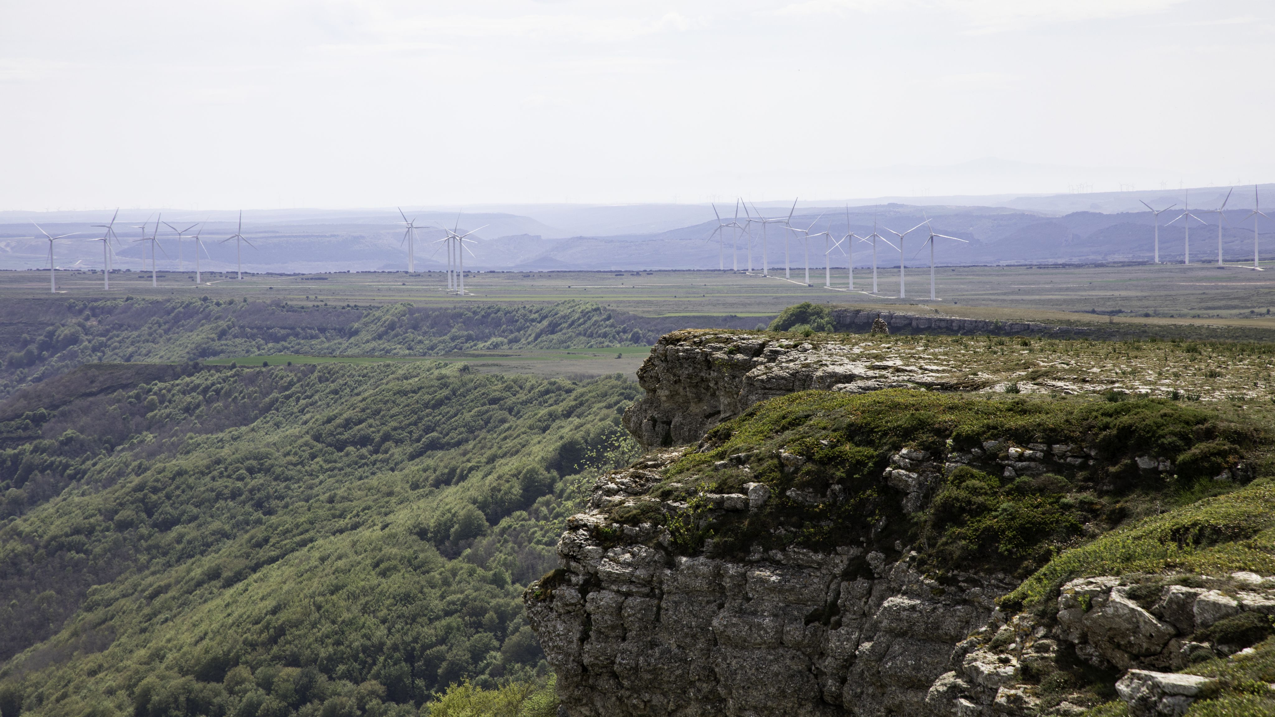 Valle de Valdelucio, wind farm, Spain