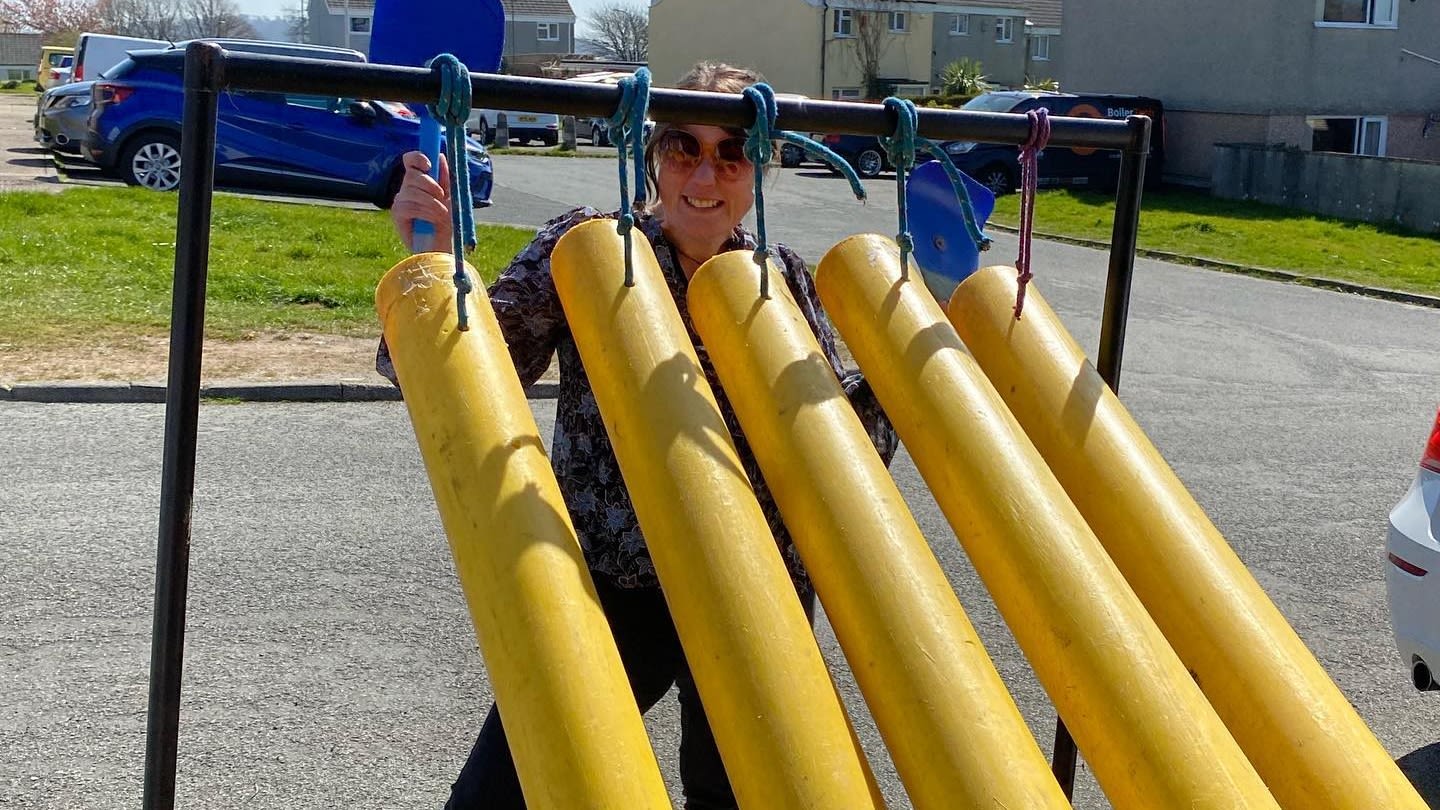 Music from gas pipes, not bagpipes