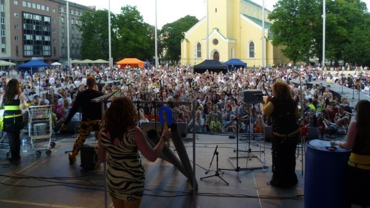 Weapons of Sound onstage.